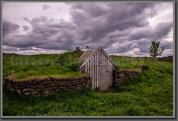 Icelandic house photo